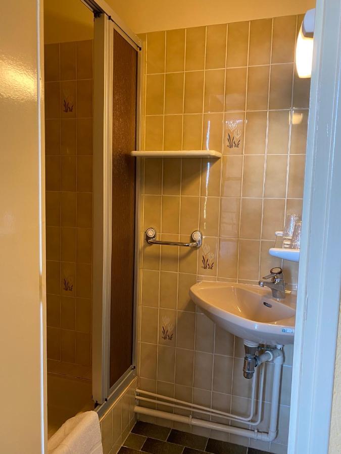 Hotel De La Poste Falaise  Eksteriør billede