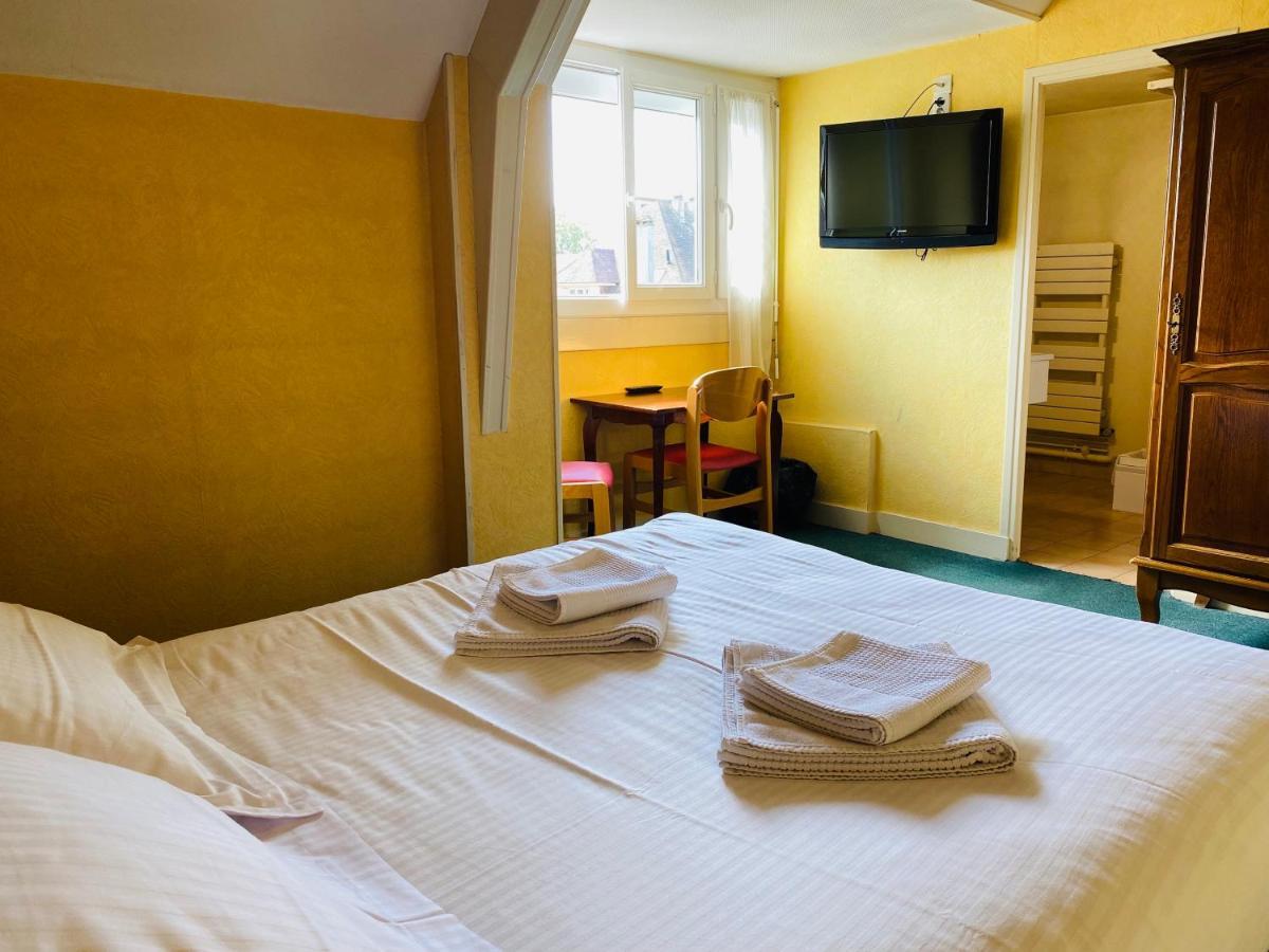 Hotel De La Poste Falaise  Eksteriør billede